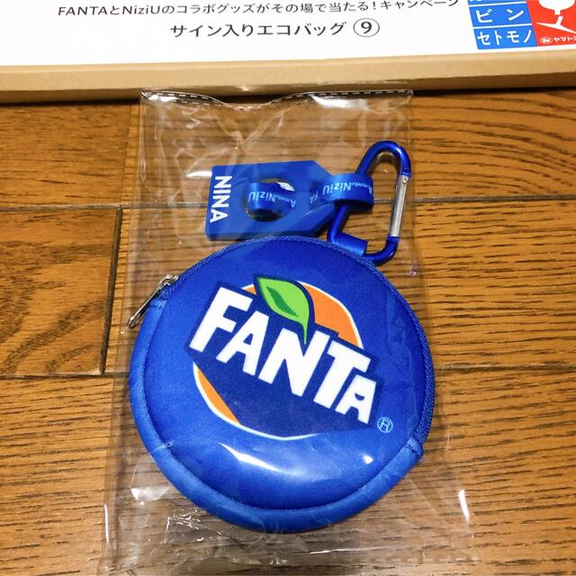 NiziU ファンタ　エコバッグ　サイン入り　fanta NINA エンタメ/ホビーのタレントグッズ(アイドルグッズ)の商品写真