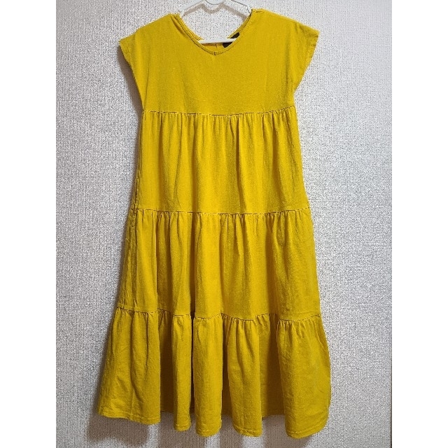 UNICA(ユニカ)のUnica　キッズワンピース　140 イエロー キッズ/ベビー/マタニティのキッズ服女の子用(90cm~)(ワンピース)の商品写真