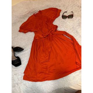 ダイアンフォンファステンバーグ(DIANE von FURSTENBERG)のDiane von furstenberg /Red Gucci sandals(ひざ丈ワンピース)