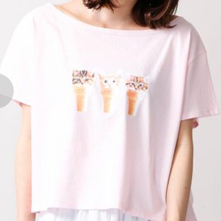 ウィゴー(WEGO)の★ウィゴー★WEGO★にゃんストリーム　オフショルダーTシャツ★ピンク★猫ちゃん(Tシャツ(半袖/袖なし))