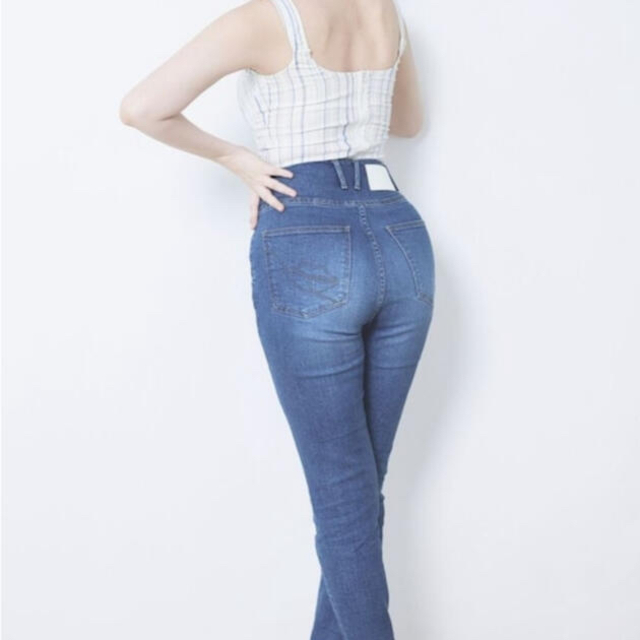 Her lip to(ハーリップトゥ)のParis High Rise Jeans レディースのパンツ(スキニーパンツ)の商品写真