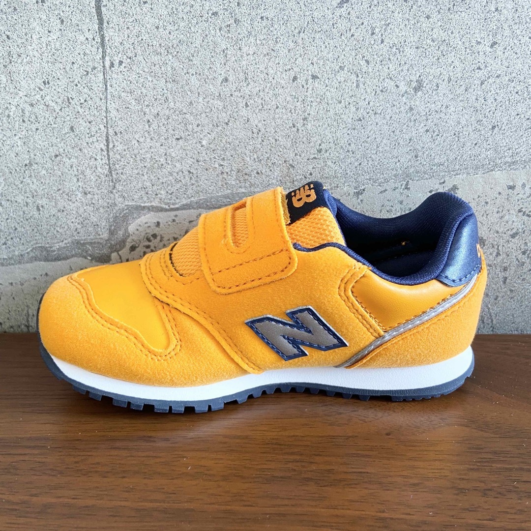 New Balance - 【新品】13.5センチ イエロー×ネイビー New Balance - 【新品】13.5センチ イエロー×ネイビー