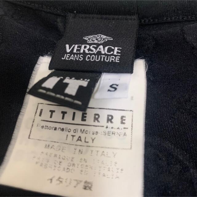 VERSACE(ヴェルサーチ)のVERSACE ヴェルサーチ　半袖総柄カットソー　Sサイズ レディースのトップス(Tシャツ(半袖/袖なし))の商品写真