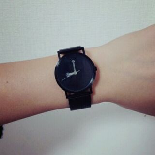 キュー(Q)の再々値下げ Q♡ BLACK WATCH(腕時計)