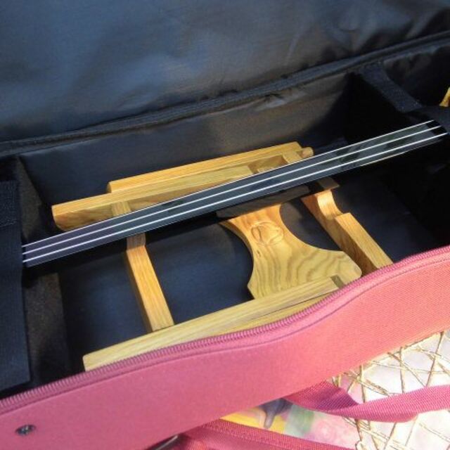 (送料無料)5.800円　沖縄三線専用台　二個セット　お好きな色二点 楽器の和楽器(三線)の商品写真