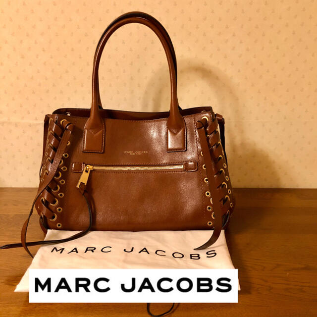 MARC JACOBS(マークジェイコブス)の★美品★マークジェイコブス　レザートートバッグ　ゴールドリングスタッズ レディースのバッグ(トートバッグ)の商品写真