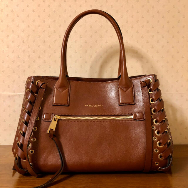 ★美品★マークジェイコブス レザートートバッグ ゴールドリングスタッズ ★美品★マークジェイコブス レザートートバッグ ゴールドリングスタッズ