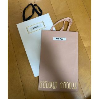 ミュウミュウ(miumiu)のmiumiu 紙袋(ショップ袋)