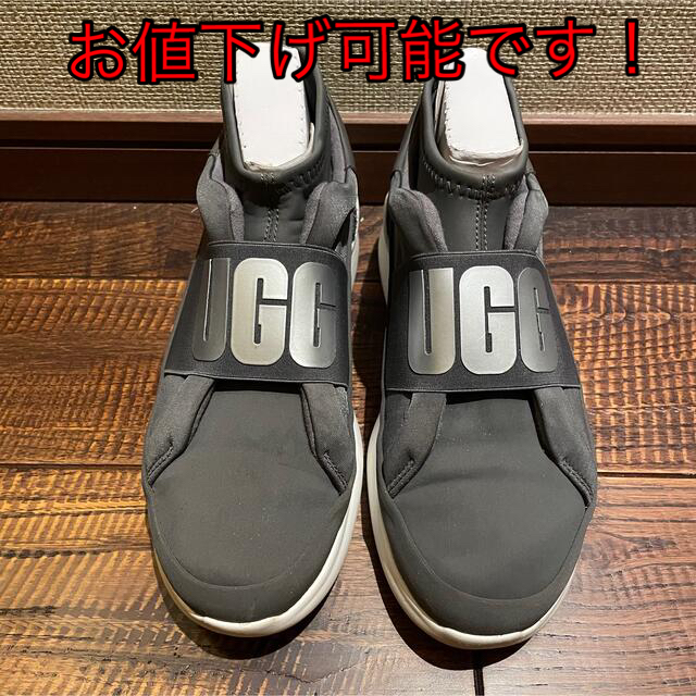 UGG ニュートラスニーカー　グレー