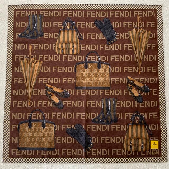 FENDI(フェンディ)の専用★フェンディ★ハンカチ、大判ハンカチ2枚 レディースのファッション小物(ハンカチ)の商品写真