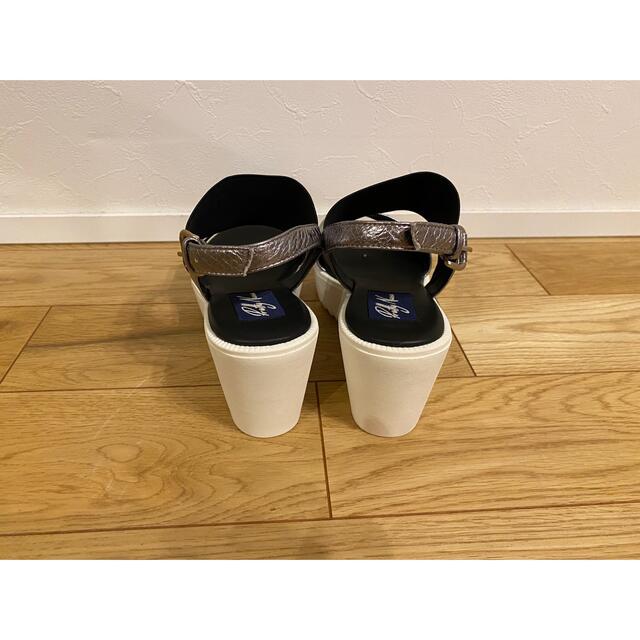 新品　未使用　Pretty Nana サンダル レディースの靴/シューズ(サンダル)の商品写真