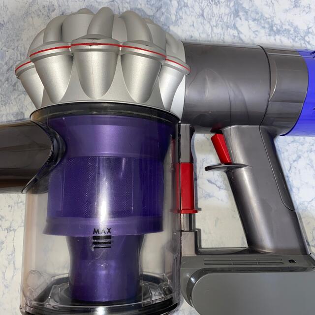 Dyson(ダイソン)の新品バッテリー搭載Dyson V6セット スマホ/家電/カメラの生活家電(掃除機)の商品写真