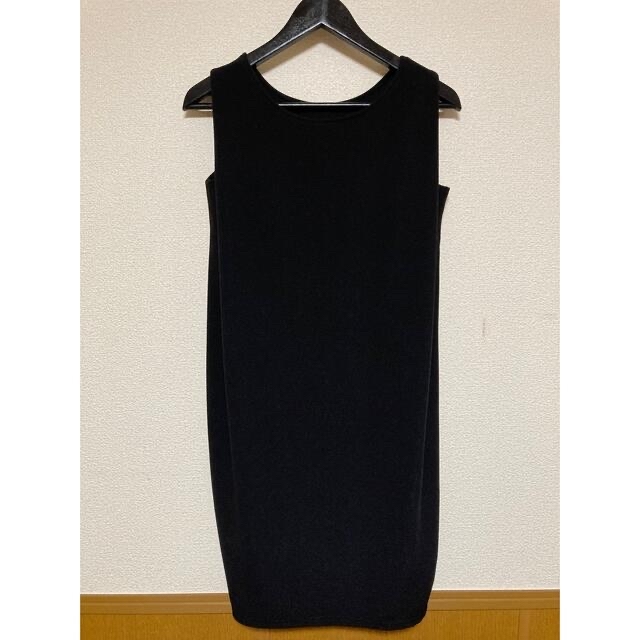 【値下げ】黒　ワンピース　ドレス　新品未使用 レディースのワンピース(ひざ丈ワンピース)の商品写真