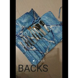 バックス(BACKS)の新品未使用☆BACKS バックス ブラシメイクポーチセット(ブラシ・チップ)