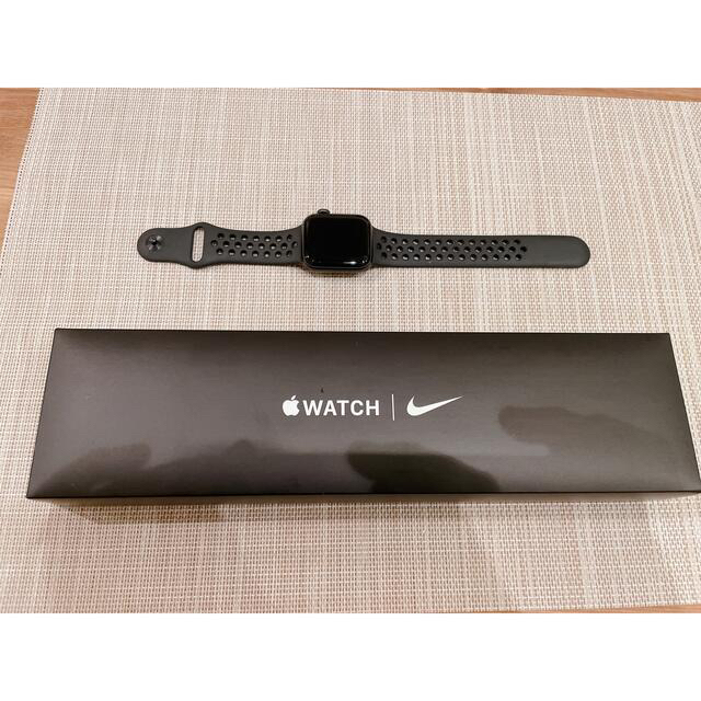 Apple Watch SE 40MM スペースグレイ-