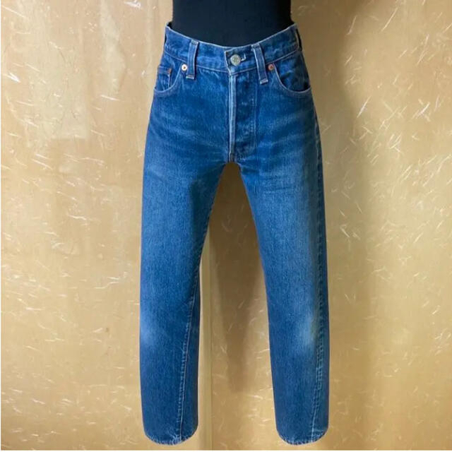 Levi's(リーバイス)の80s USA製 リーバイス 501 REDLINE 赤耳 ハイウエスト w28 レディースのパンツ(デニム/ジーンズ)の商品写真