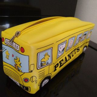 スヌーピー(SNOOPY)の【値下げ】スヌーピー　カラフルスクールバス　ペンケース(ペンケース/筆箱)