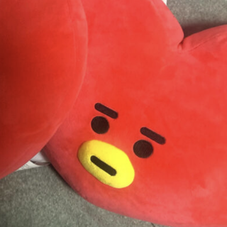 ビーティーイシビル(BT21)のBT21 TATA クッション　BTS V　テテ　③(キャラクターグッズ)