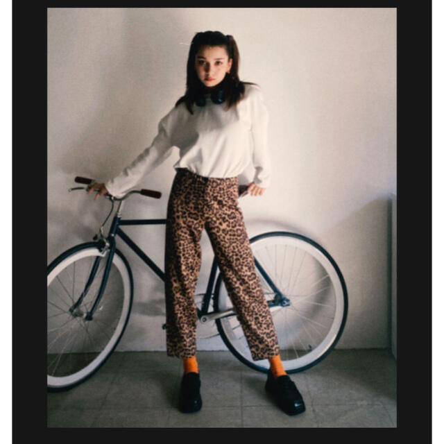 ゴムなので Cara Leopard High-Waisted Tapered Pantsの通販 by 20's shop｜ラクマ パードパン
