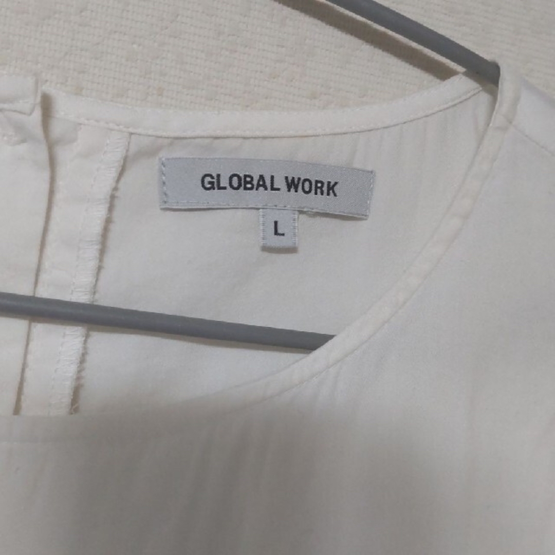 GLOBAL WORK(グローバルワーク)の婦人L  GLOBAL WORK レース 切り替え 半袖ブラウス 匿名配送 レディースのトップス(シャツ/ブラウス(半袖/袖なし))の商品写真
