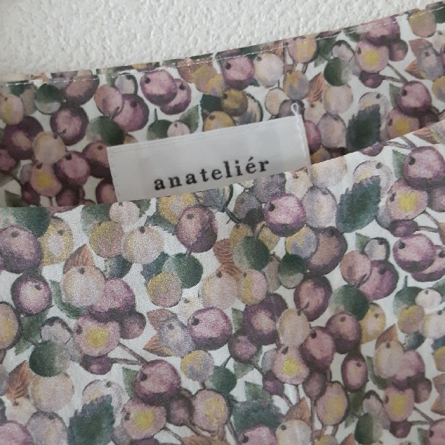 anatelier(アナトリエ)のリバティプリント　ブラウス　アナトリエ レディースのトップス(シャツ/ブラウス(半袖/袖なし))の商品写真