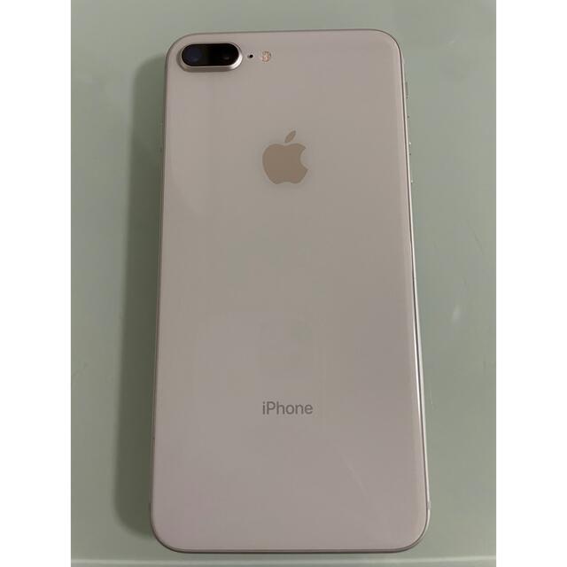 iPhone(アイフォーン)のiPhone8プラス スマホ/家電/カメラのスマートフォン/携帯電話(スマートフォン本体)の商品写真