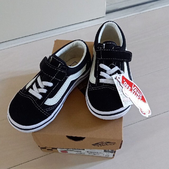 VANS(ヴァンズ)の新品　VANS スニーカー　16cm キッズ/ベビー/マタニティのキッズ靴/シューズ(15cm~)(スニーカー)の商品写真