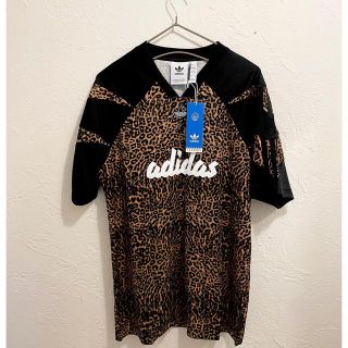 アディダス(adidas)の春、夏に抜群！新品アニマル柄アディダスTシャツ(Tシャツ(半袖/袖なし))