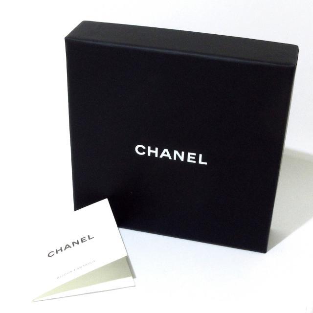 CHANEL(シャネル)のシャネル バングル美品  ココマーク レディースのアクセサリー(ブレスレット/バングル)の商品写真