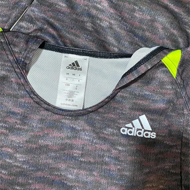 adidas(アディダス)のアディダス　フード付きトップス スポーツ/アウトドアのランニング(ウェア)の商品写真