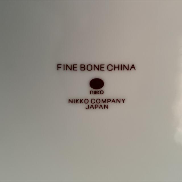 ボーンチャイナ　F I NE BONE CH I NAプレート