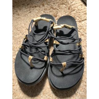 テバ(Teva)のTEVA VOYA INFINITY METALLIC(サンダル)