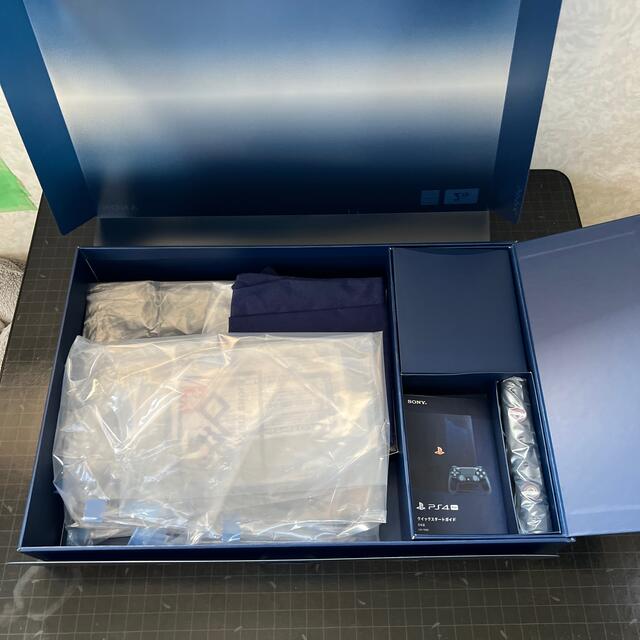 PS4 Pro 500 Million Limited Edition