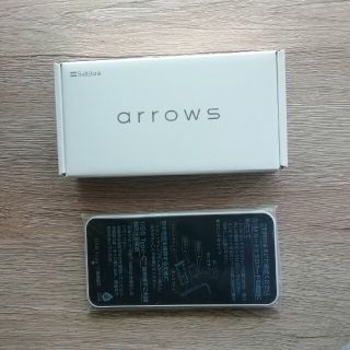 Softbank - arrows we ホワイト SIMフリー 新品未使用の通販 by