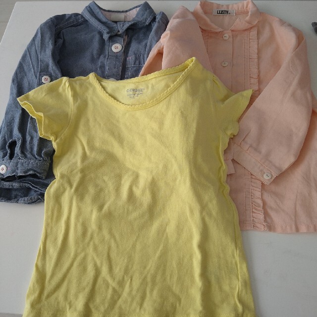 女の子　95　シャツ　Tシャツ3枚セット売り キッズ/ベビー/マタニティのキッズ服女の子用(90cm~)(ブラウス)の商品写真