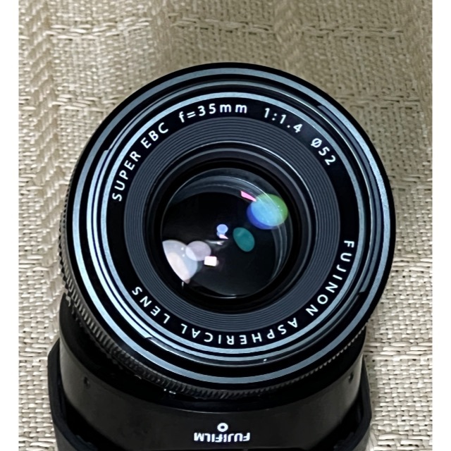 使用回数極小　FUJIFILM　XF35 F1.4 R スマホ/家電/カメラのカメラ(レンズ(単焦点))の商品写真