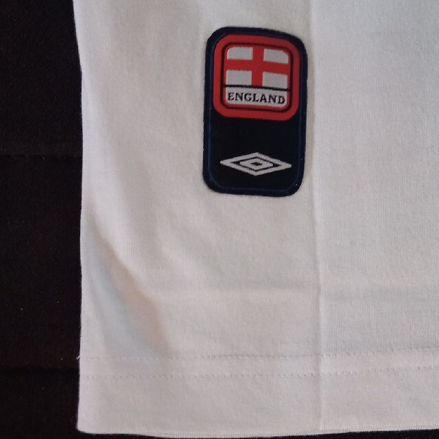 UMBRO(アンブロ)のUMBRO サッカーENGLAND 代表チームTシャツ スポーツ/アウトドアのサッカー/フットサル(ウェア)の商品写真