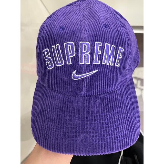 2024経典の Supreme Nike Arc Corduroy 6-Panel Purple キャップ