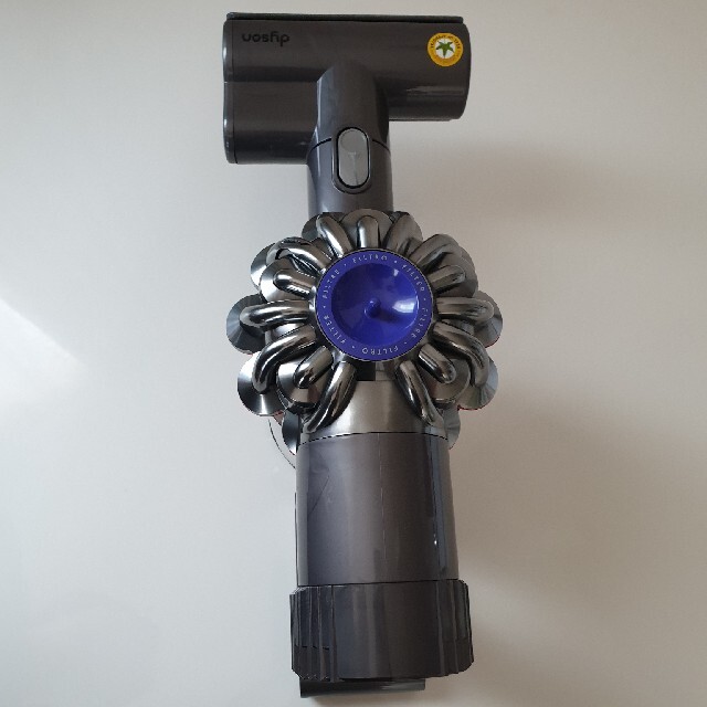 Dyson(ダイソン)の【中古美品】　ダイソン dyson ハンディクリーナー DC61MH スマホ/家電/カメラの生活家電(掃除機)の商品写真