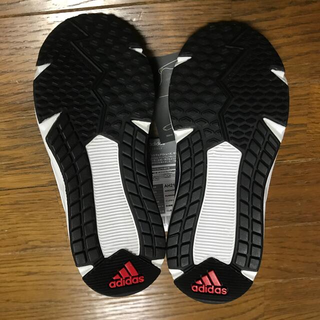 adidas(アディダス)のアディダス　キッズ　アディダスファイト キッズ/ベビー/マタニティのベビー靴/シューズ(~14cm)(スニーカー)の商品写真