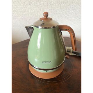 デロンギ(DeLonghi)のデロンギ　電気ケトル(電気ケトル)