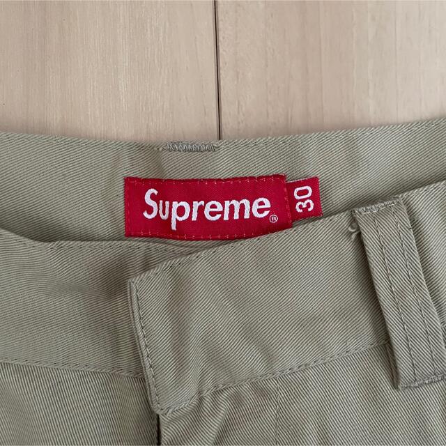 Supreme(シュプリーム)のsupreme work shorts 30 khaki カーキ メンズのパンツ(ショートパンツ)の商品写真