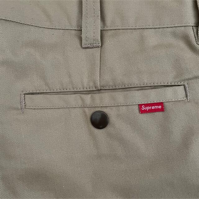 Supreme(シュプリーム)のsupreme work shorts 30 khaki カーキ メンズのパンツ(ショートパンツ)の商品写真