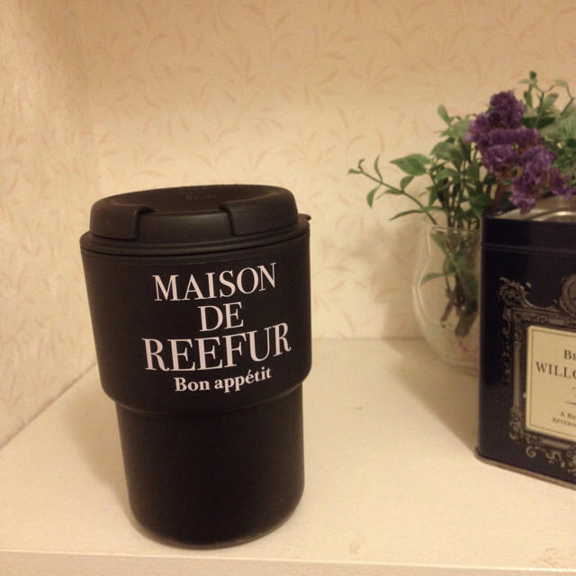Maison de Reefur(メゾンドリーファー)の新品ロゴタンブラー黒×ピンク インテリア/住まい/日用品のキッチン/食器(タンブラー)の商品写真