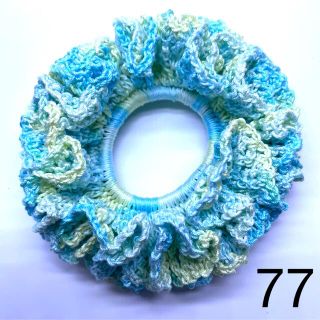 レースシュシュ　ハンドメイド　手編み　77(ヘアアクセサリー)