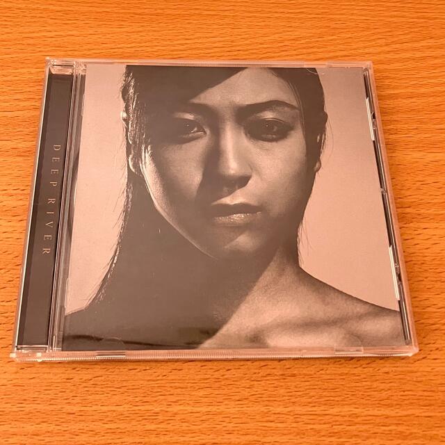 東芝(トウシバ)の宇多田ヒカル　DEEP RIVER エンタメ/ホビーのCD(ポップス/ロック(邦楽))の商品写真