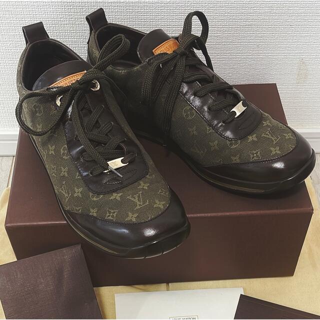 LOUIS VUITTON(ルイヴィトン)のLOUISVUITTON ルイヴィトン スニーカー カーキ モノグラム  レディースの靴/シューズ(スニーカー)の商品写真