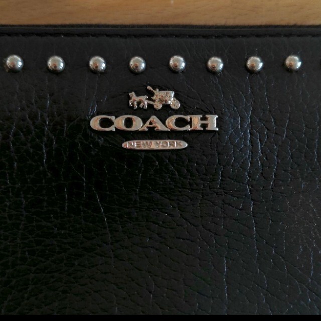 COACH(コーチ)のコーチ　長財布　スタッズ レディースのファッション小物(財布)の商品写真