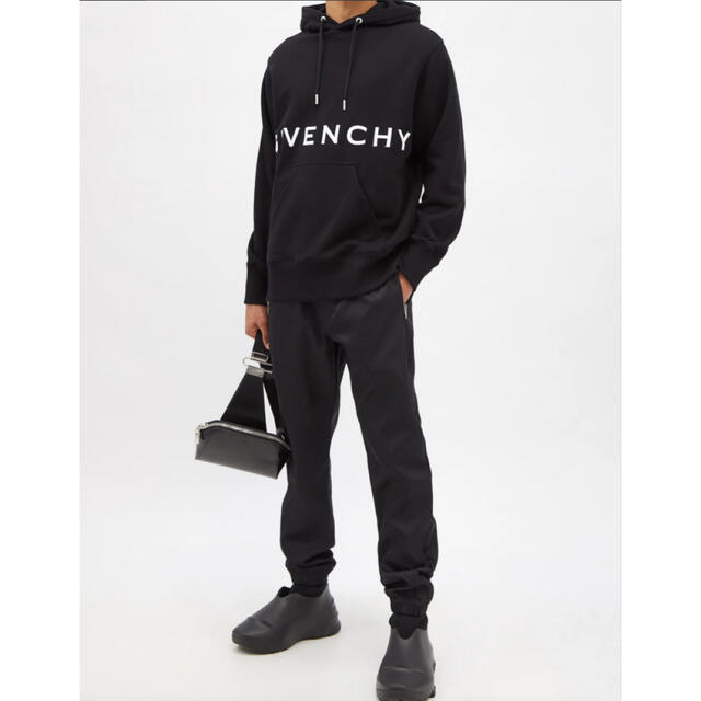 気質アップ GIVENCHY - ♪新品♪【GIVENCHY】ジバンシィ ロゴ コットン