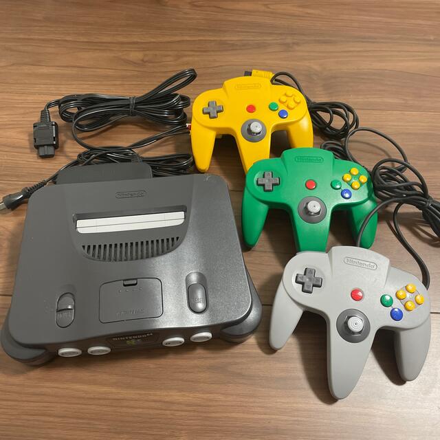 NINTENDO64  ニンテンドー64 本体　コントローラー エンタメ/ホビーのゲームソフト/ゲーム機本体(家庭用ゲーム機本体)の商品写真